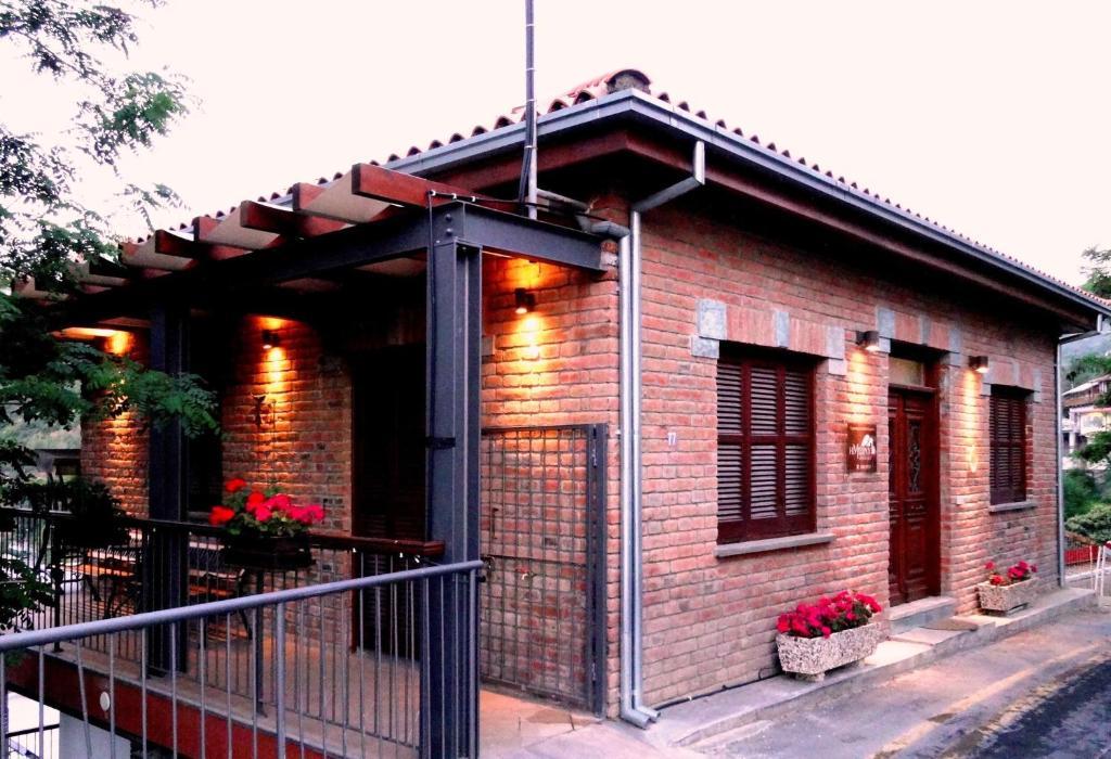 칼로파나이오티스 Archontiko I Misirlou 게스트하우스 외부 사진